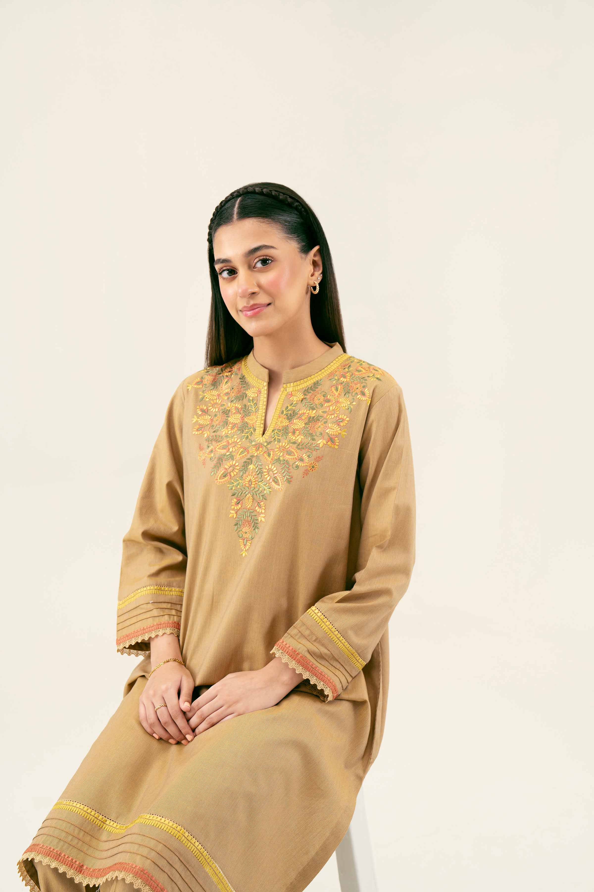2 Piece - Embroidered Suit - PW24-35 - Image 4