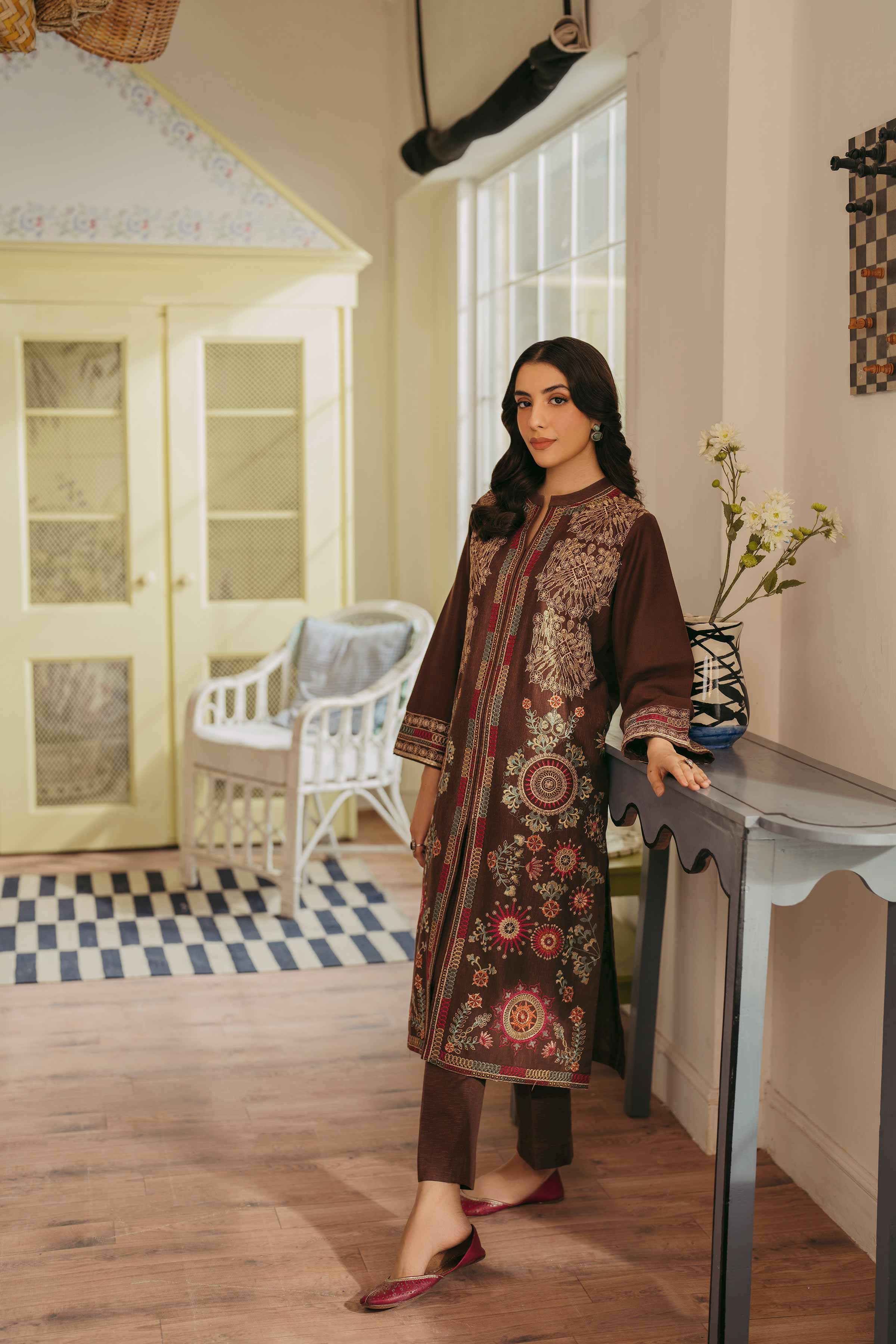 2 Piece - Embroidered Suit - PW24-42 - Image 3