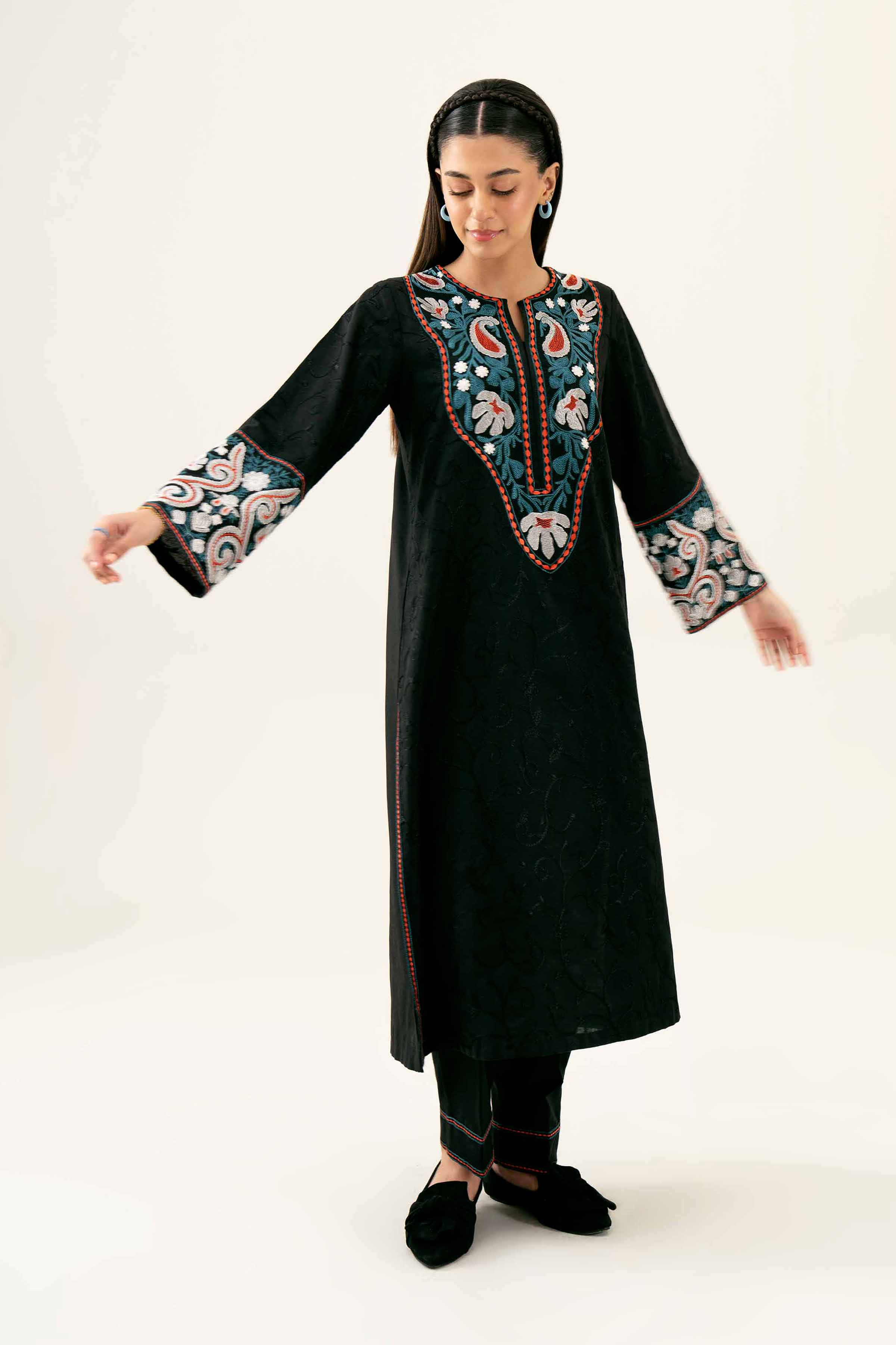 2 Piece - Embroidered Suit - PW24-43 - Image 2