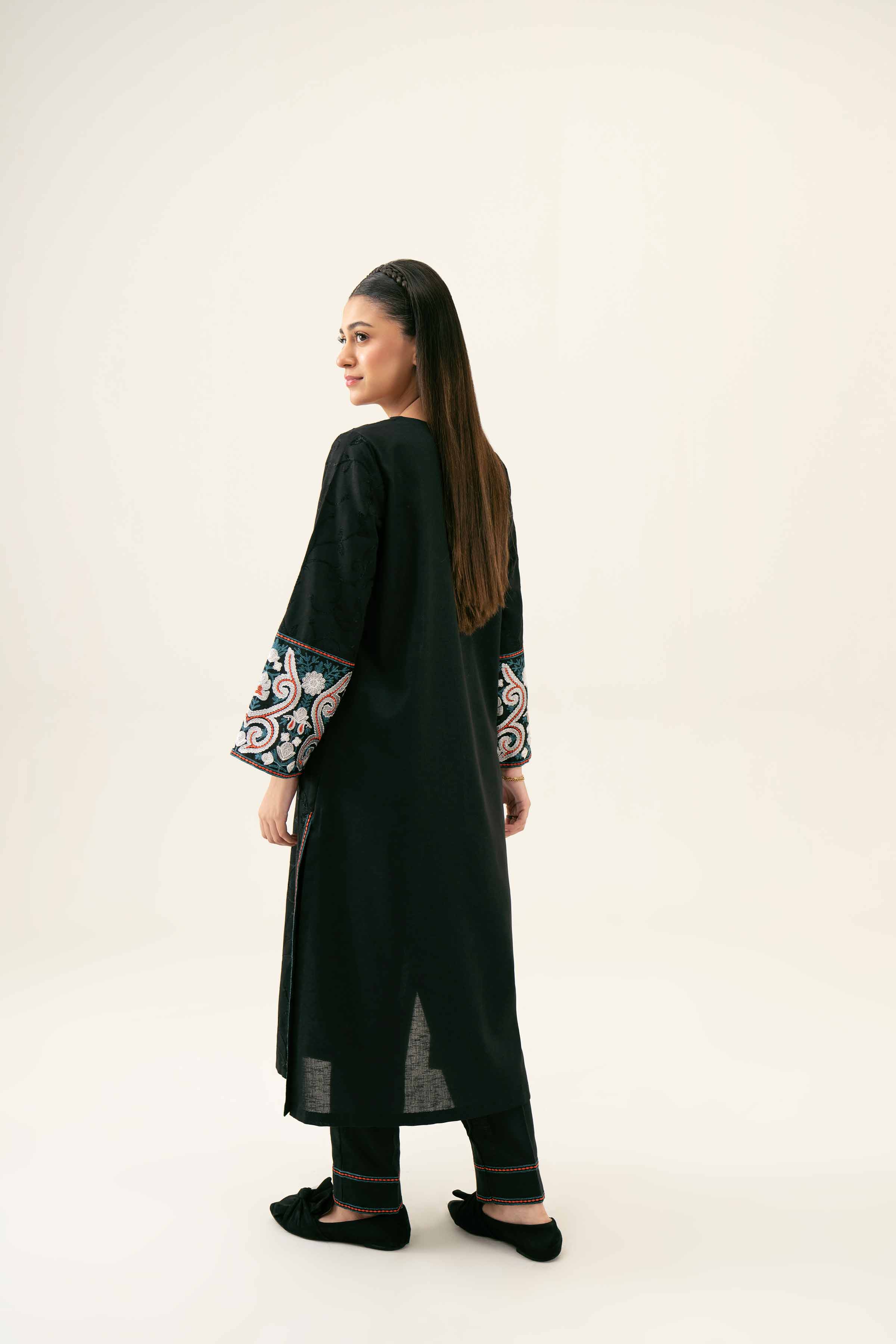 2 Piece - Embroidered Suit - PW24-43 - Image 3