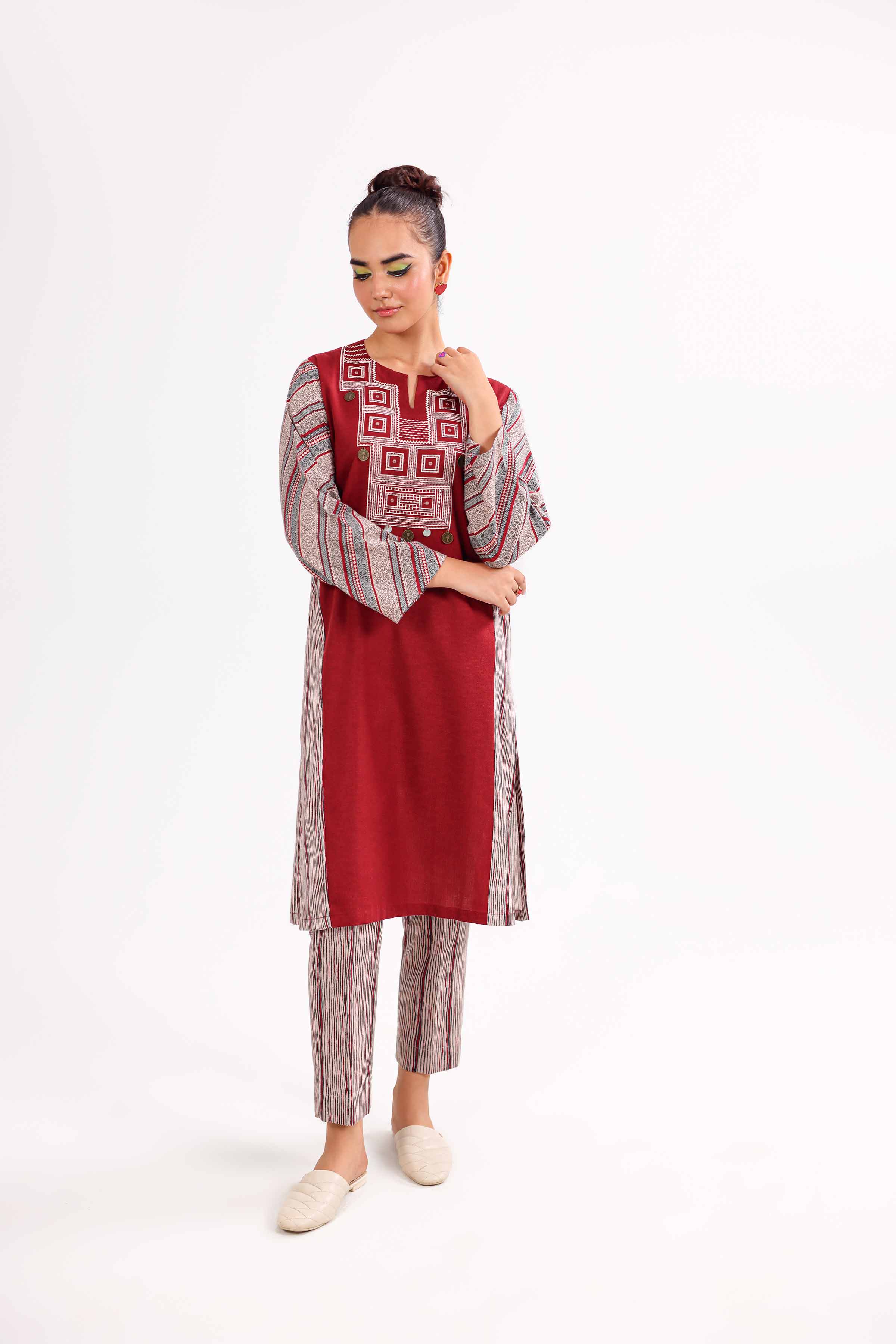 2 Piece - Printed Embroidered Suit - PW24-430 - Image 4