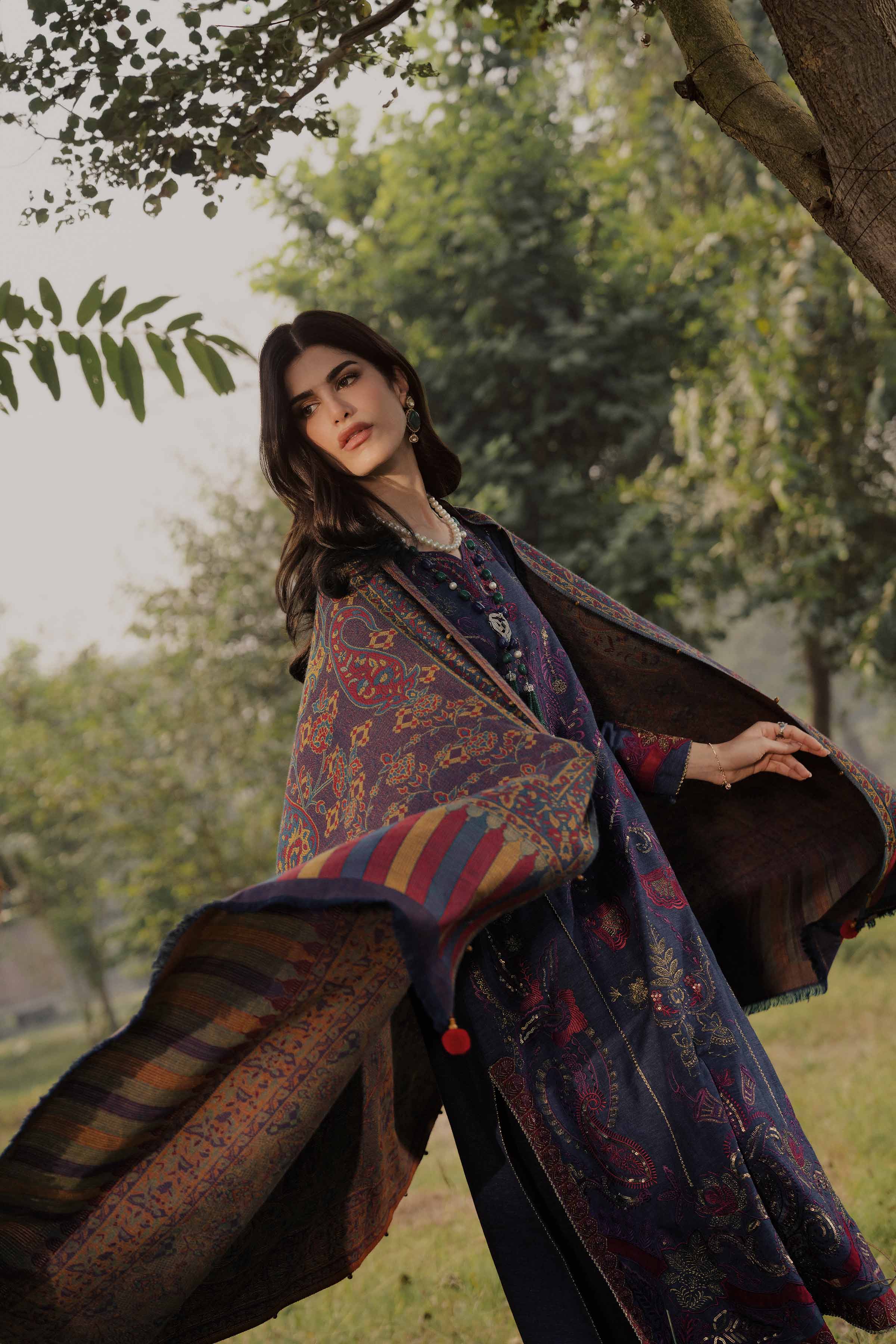 3 Piece - Embroidered Suit - PW25-478 - Image 4