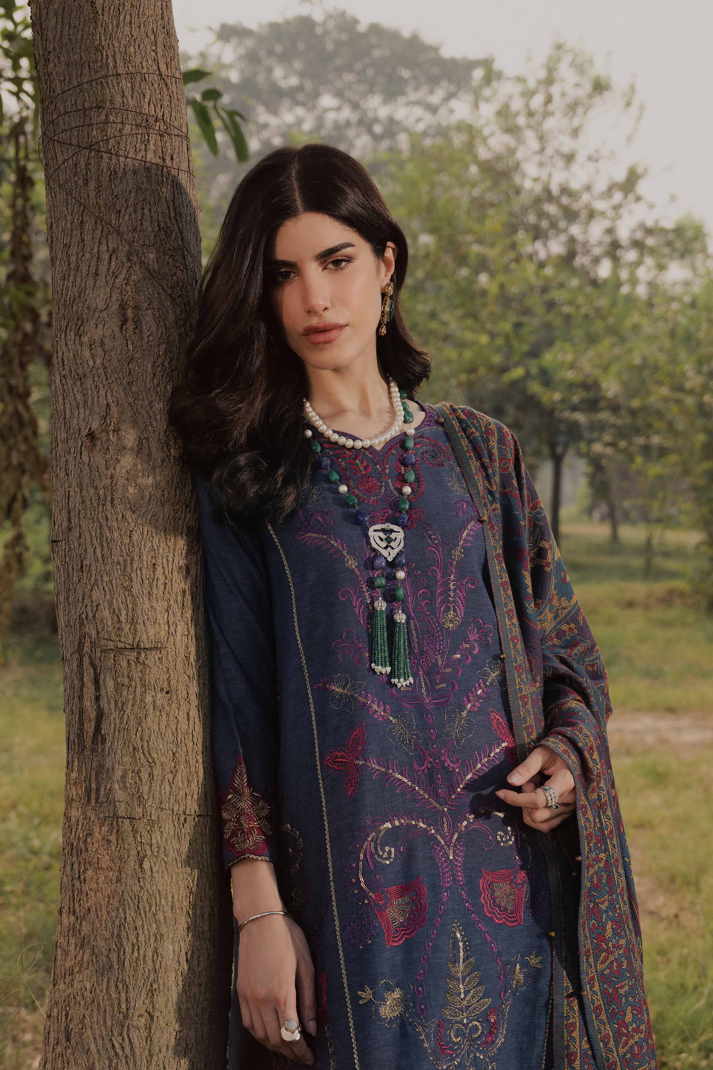 3 Piece - Embroidered Suit - PW25-478 - Image 7